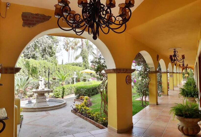 هتل El Encanto Inn & Suites