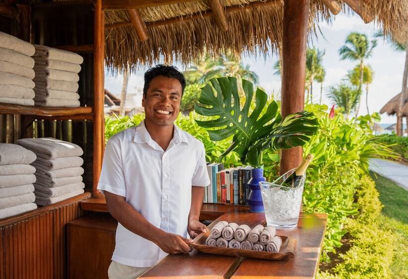 هتل Excellence Riviera Cancun All Inclusive - Adults Only