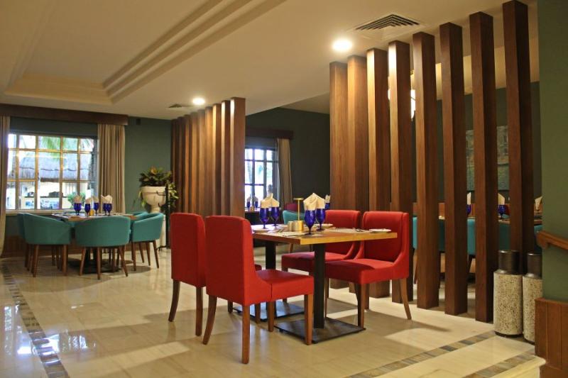 هتل Gr Solaris Cancun All Inclusive