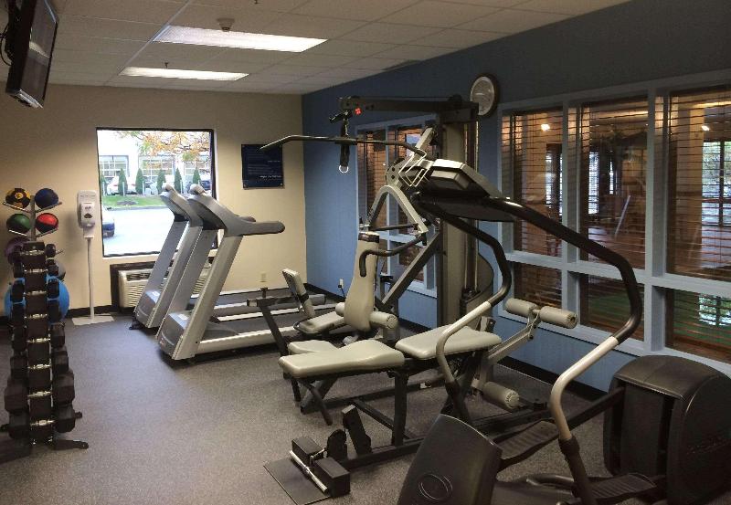 هتل Hampton Inn & Suites By Hilton Montreal Dorval