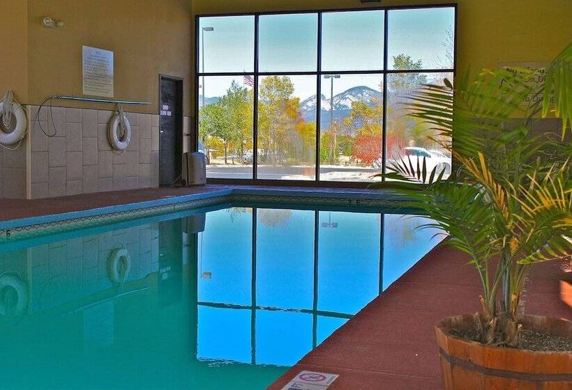 هتل Hampton Inn Taos