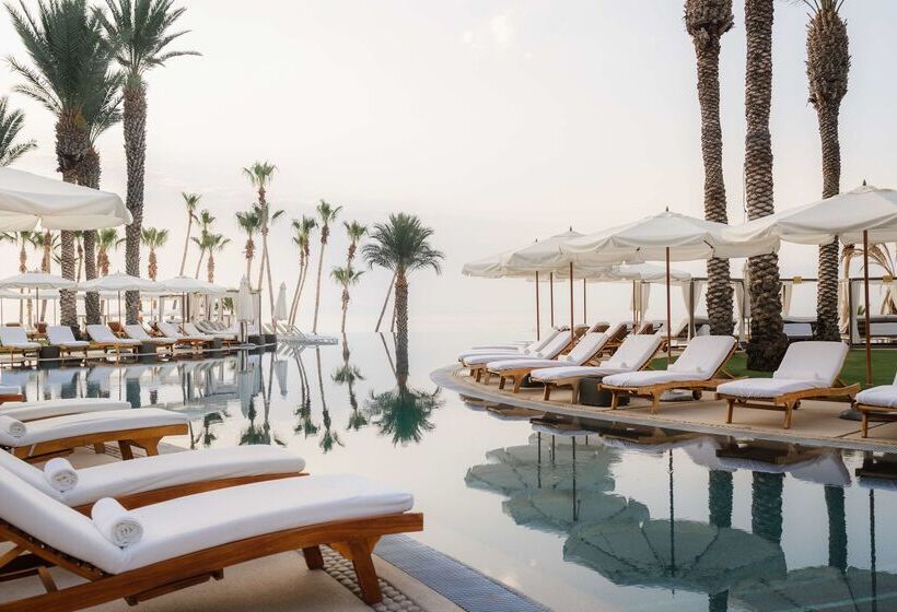 هتل Hilton Los Cabos
