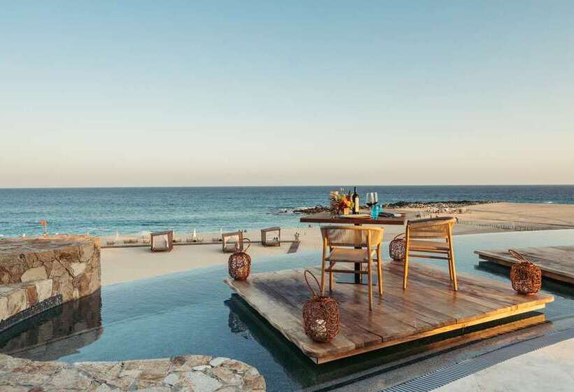 هتل Hilton Los Cabos