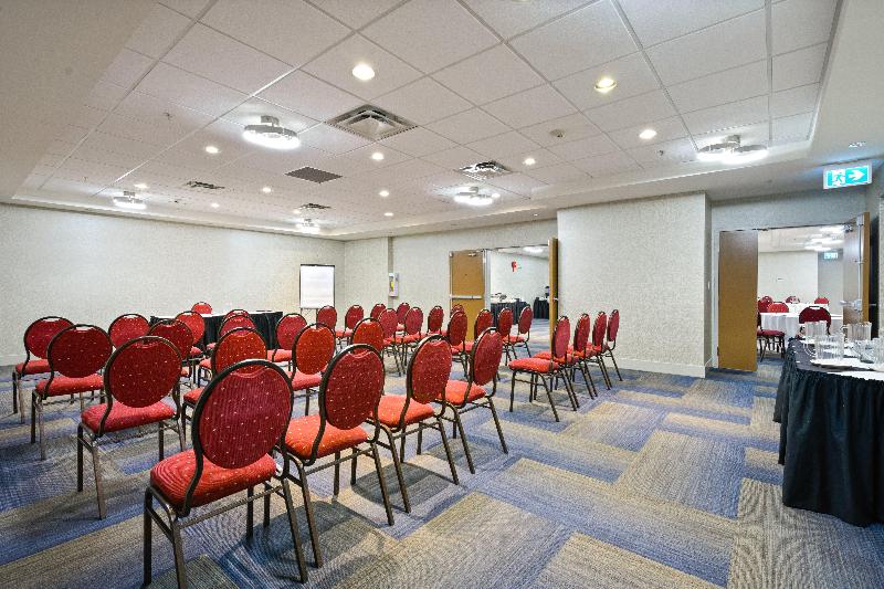 בית מלון כפרי Holiday Inn Express And Suites Surrey, An Ihg
