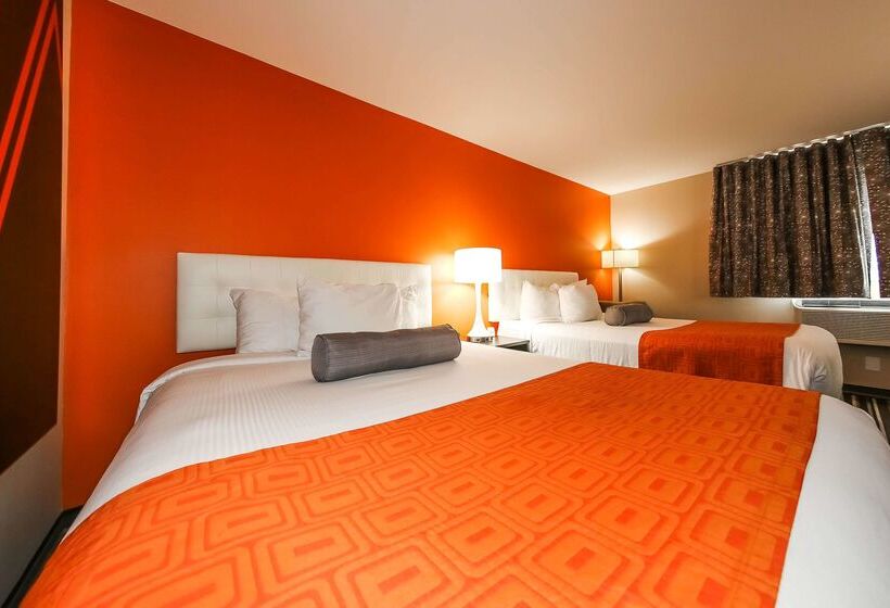 فندق Howard Johnson By Wyndham Winnipeg West