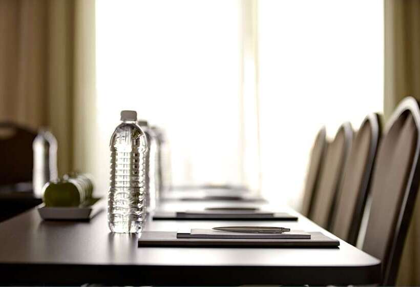هتل Hyatt Place Mt Laurel