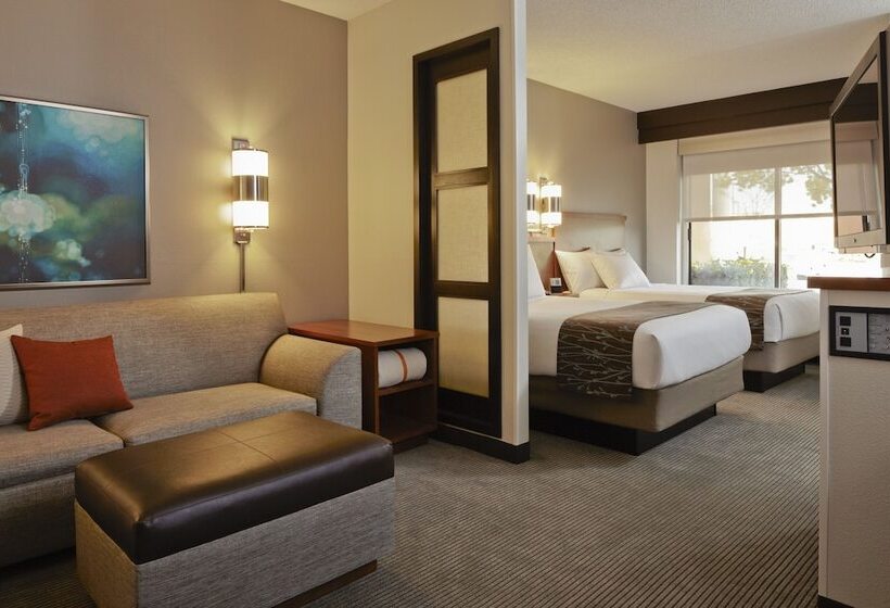 هتل Hyatt Place Mt Laurel