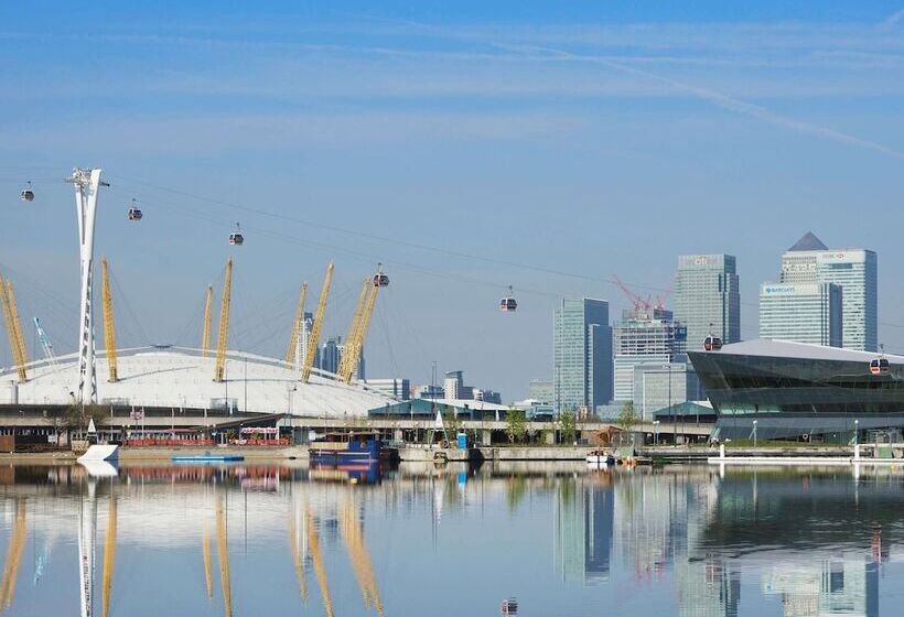هتل Ibis London Excel Docklands
