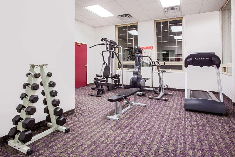 Ramada By Wyndham Red Deer Hotel & Suites