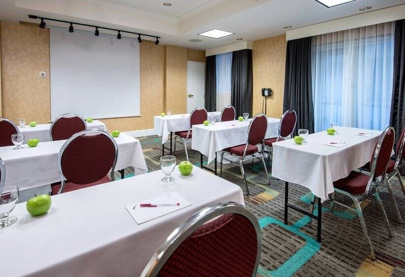 هتل Residence Inn By Marriott Halifax Downtown