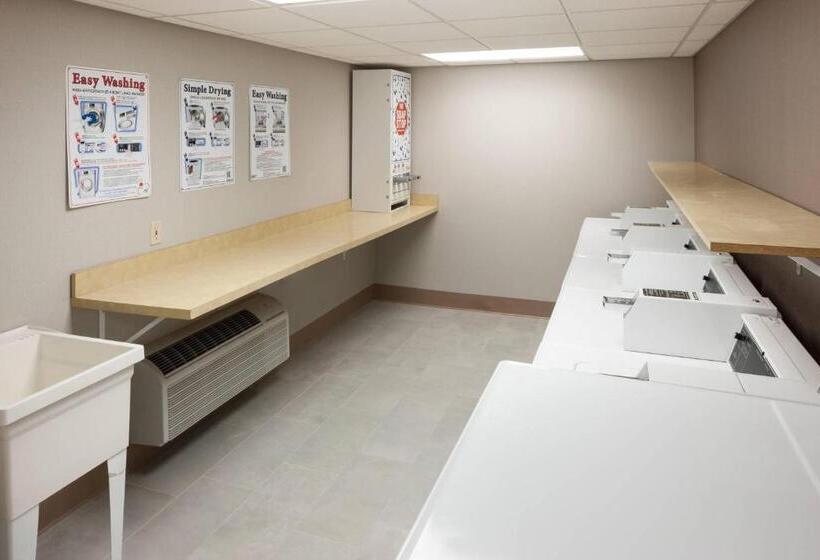 هتل Residence Inn Kansas City Country Club Plaza