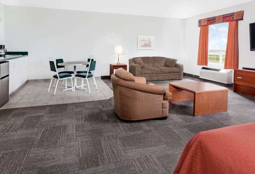 هتل Super 8 By Wyndham Morden