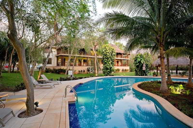 ホテル The Lodge At Uxmal