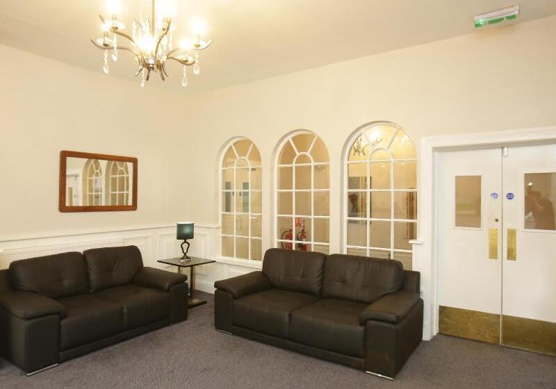 ホテル Merchant City Inn