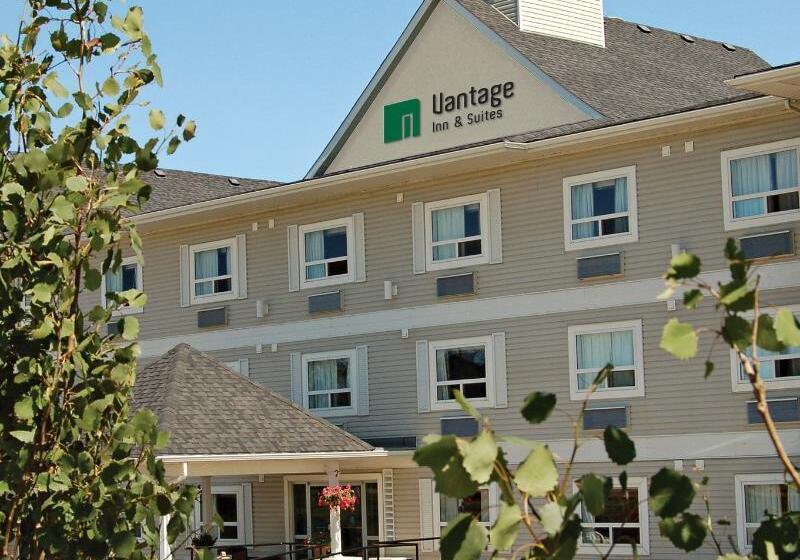 בית מלון כפרי Travelodge By Wyndham Fort Mcmurray