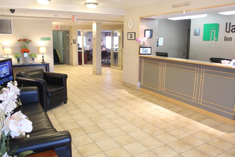בית מלון כפרי Travelodge By Wyndham Fort Mcmurray