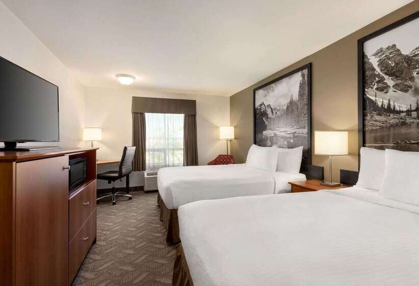 فندق على الطريق Super 8 By Wyndham Calgary Shawnessy Area