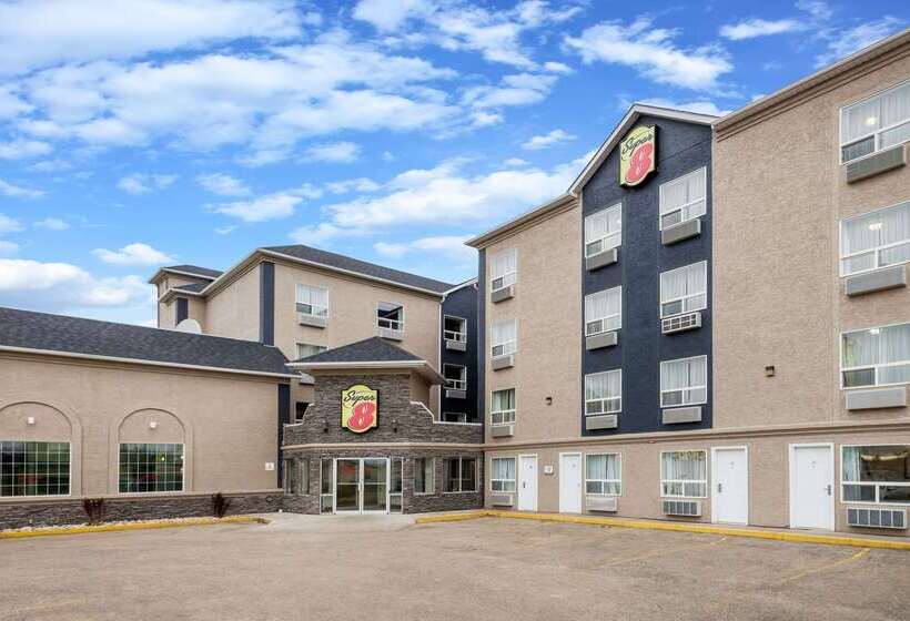 מוטל Super 8 By Wyndham Grande Prairie