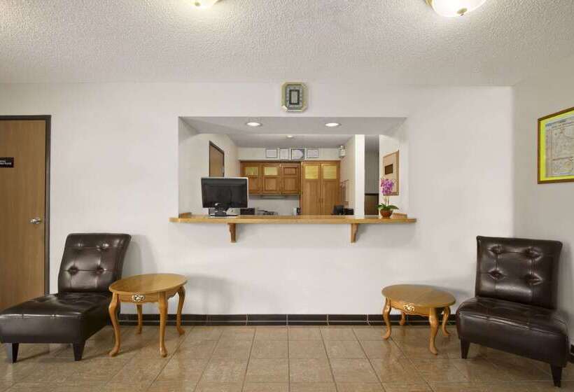 מוטל Super 8 By Wyndham Williams Lake Bc