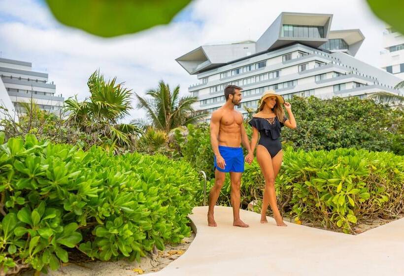 استراحتگاه Park Royal Beach Cancun  All Inclusive