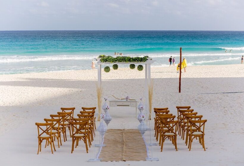 استراحتگاه Park Royal Beach Cancun  All Inclusive