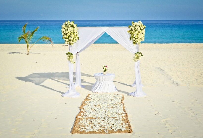استراحتگاه Park Royal Beach Cancun  All Inclusive