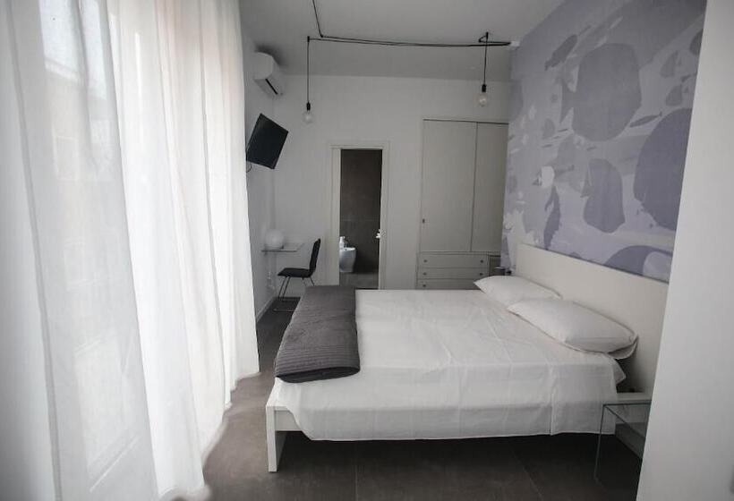 تختخواب و صبحانه Caicco Suite