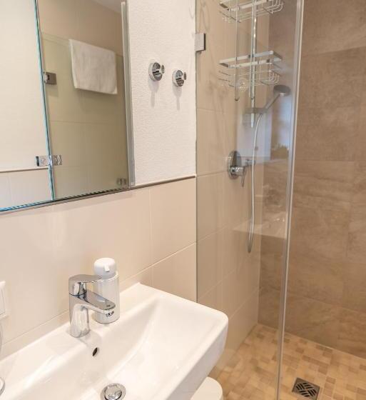 ベッドアンドブレックファースト Gästehaus Neu Am Passionstheater