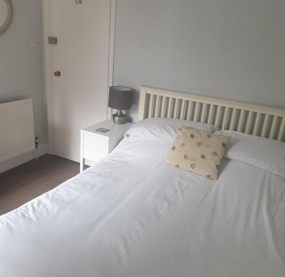 مبيت وإفطار Highfield Guest House