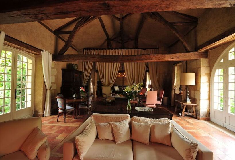 住宿加早餐  Le Chaufourg Chateau