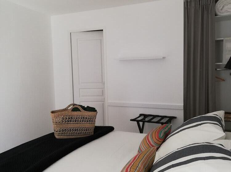 민박 Les Perluetes