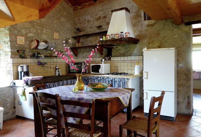 Charming Detached House In Lucca Province