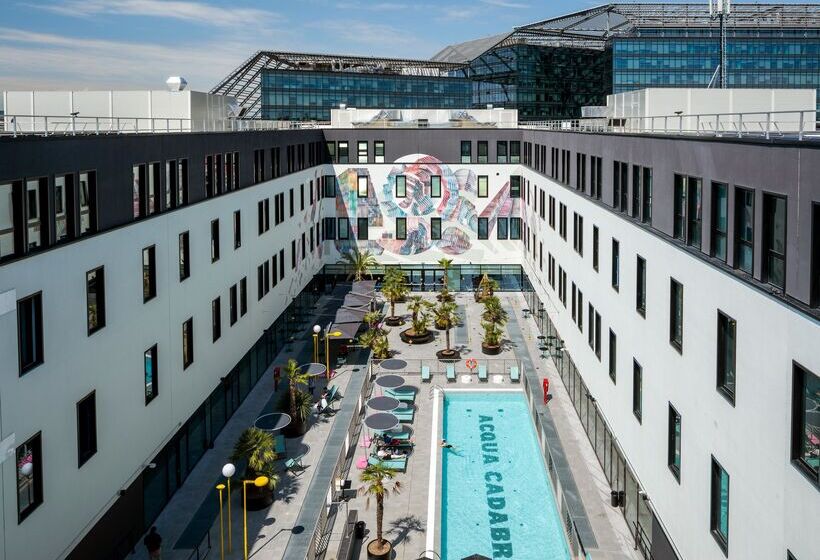 Hostal The Social Hub Bologna