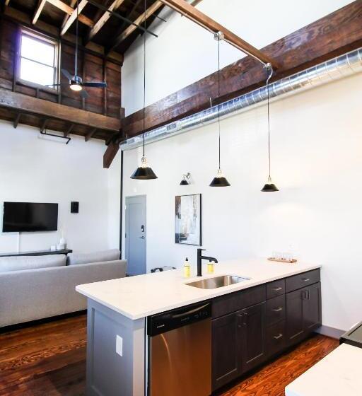 فندق The Lofts At Downtown Salem