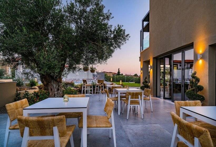 Miroes Suites