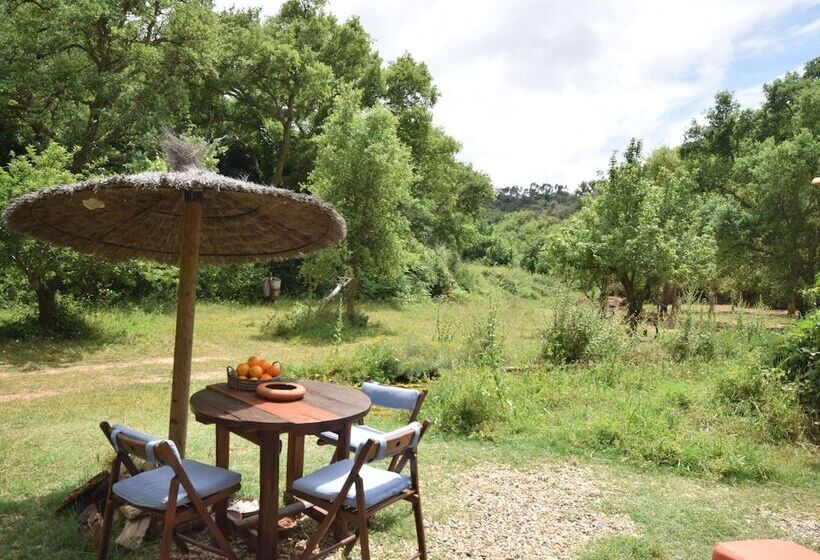 Serene Cottage In Sao Luis With Barbecue