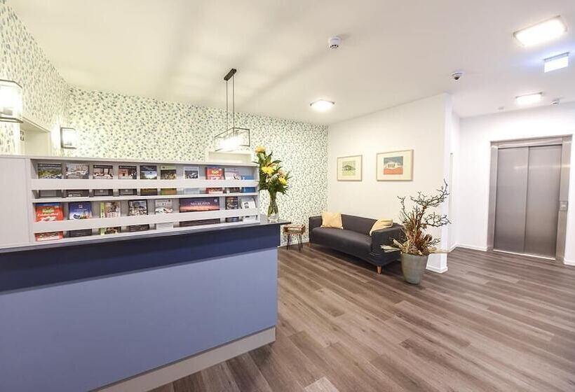 צימר Prima Inn Hotel & Hof Neuruppin   Digitales & Rezeptionsloses Motel