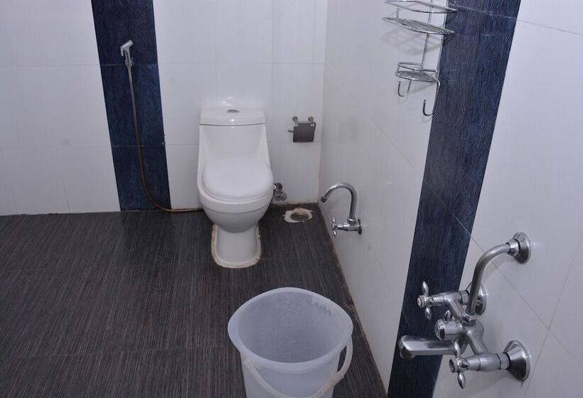 مبيت وإفطار Vaani Villa By Royal Stay