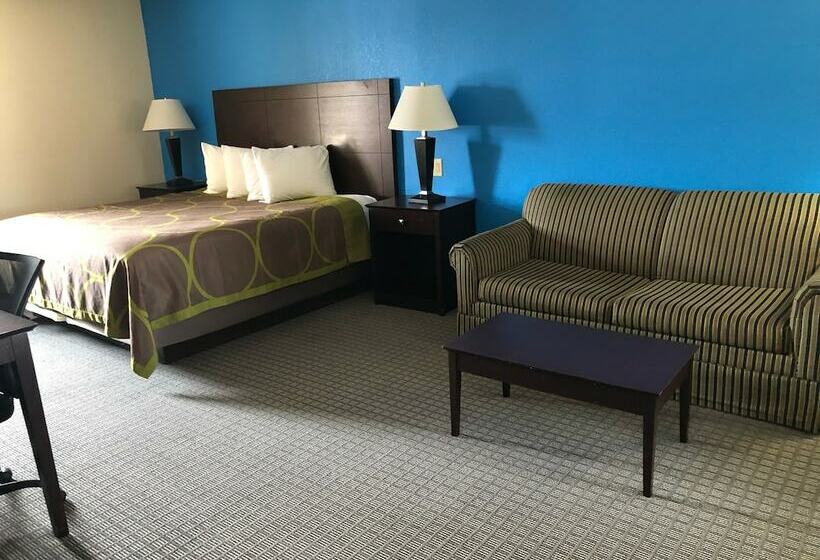 هتل Amerivu Inn & Suites