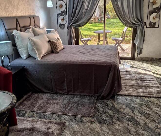 ホテル Equi Palace & Spa Near Aeroport