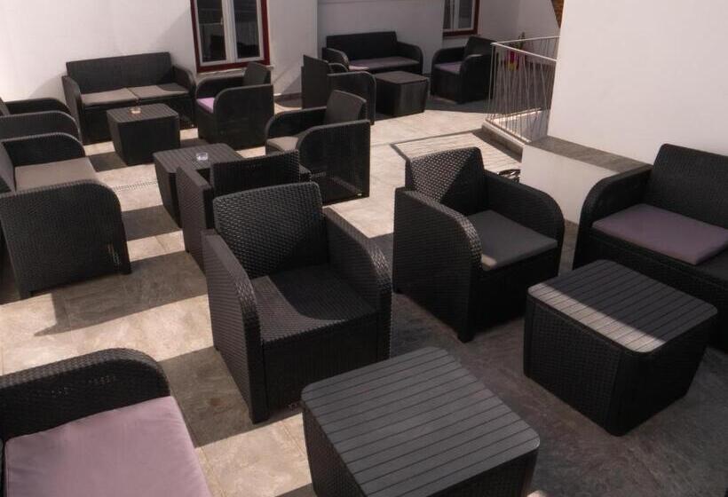 هاستل Guest House Stories