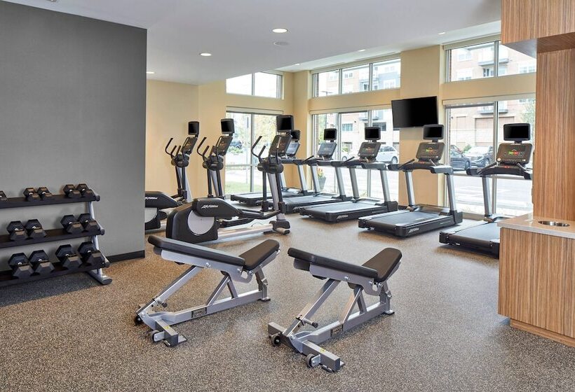 호텔 Towneplace Suites By Marriott Columbus North   Osu