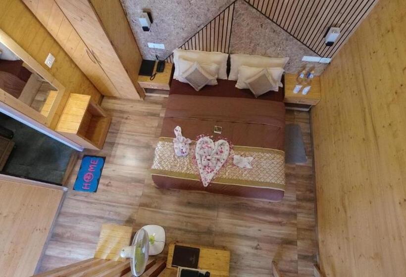 بنسيون Rooftop Cottages & Restaurant, Pangot