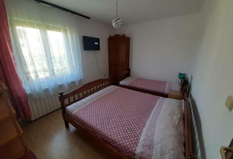 پانسیون Sobe Ozrenka