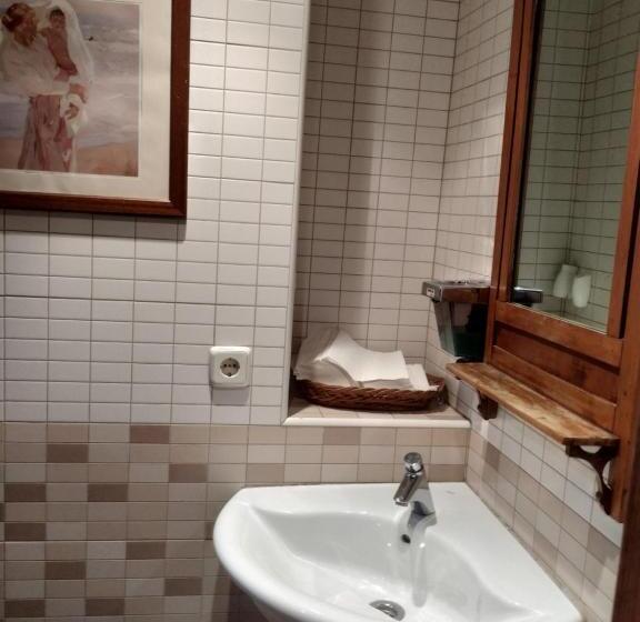 旅馆 Hostal Agripino Y Restaurante Asiático