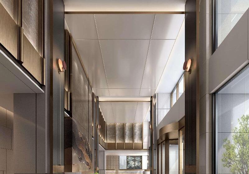 Отель Doubletree By Hilton Xian Fengdong