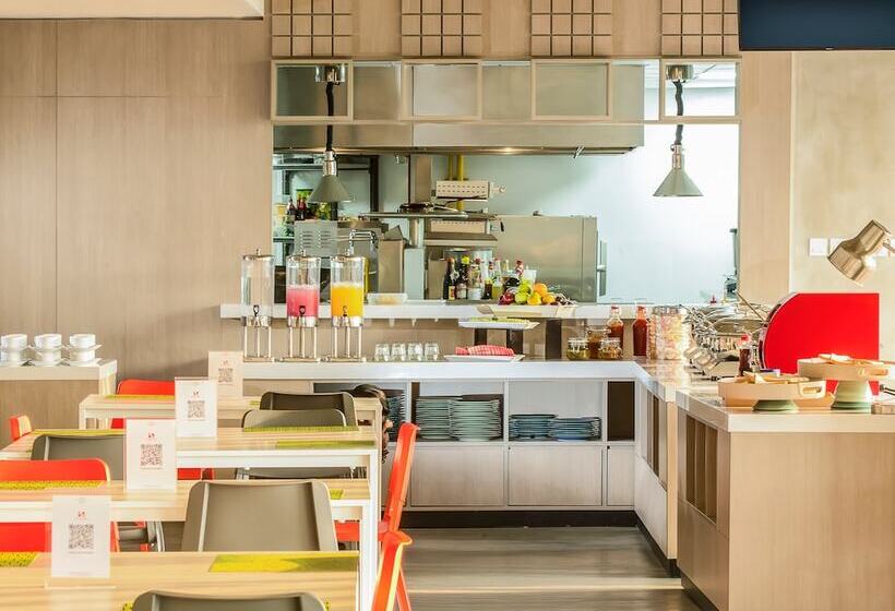 هتل Swissbelexpress Cilegon