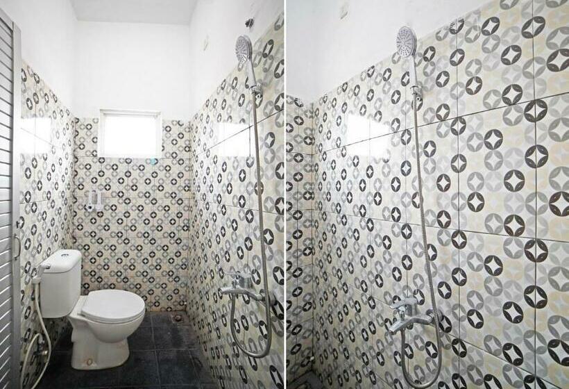 Пансион Gurusinga Guesthouse Redpartner