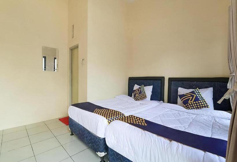 هتل Spot On 3859 Sweet Candy 2