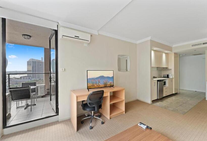 هتل Apx Darling Harbour